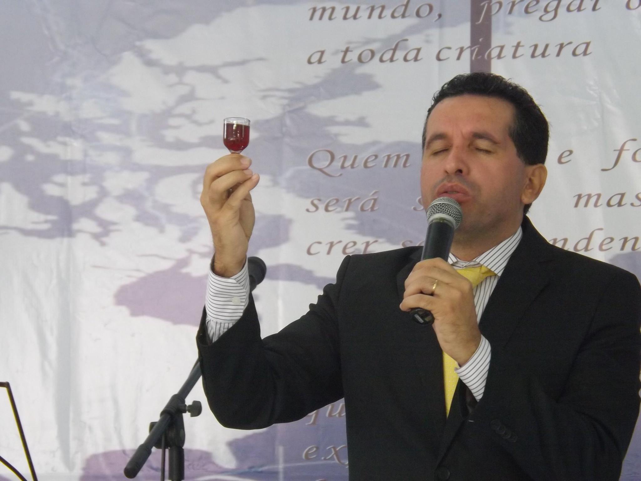 Pastor Luiz Lopez